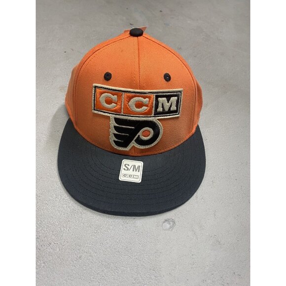 CCM Other - Philadelphia Flyers NHL CCM Orange Black Era Flex Fit Fitted Hat Cap S/M NEW